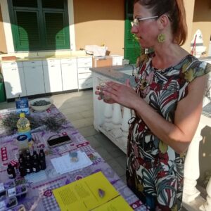 Laboratorio erbe spontanee
